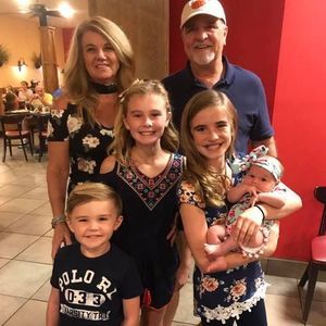 Meet your Posher, Debbie